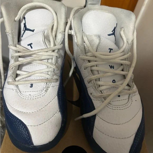 Toddler Jordan 12s - Picture 2 of 5